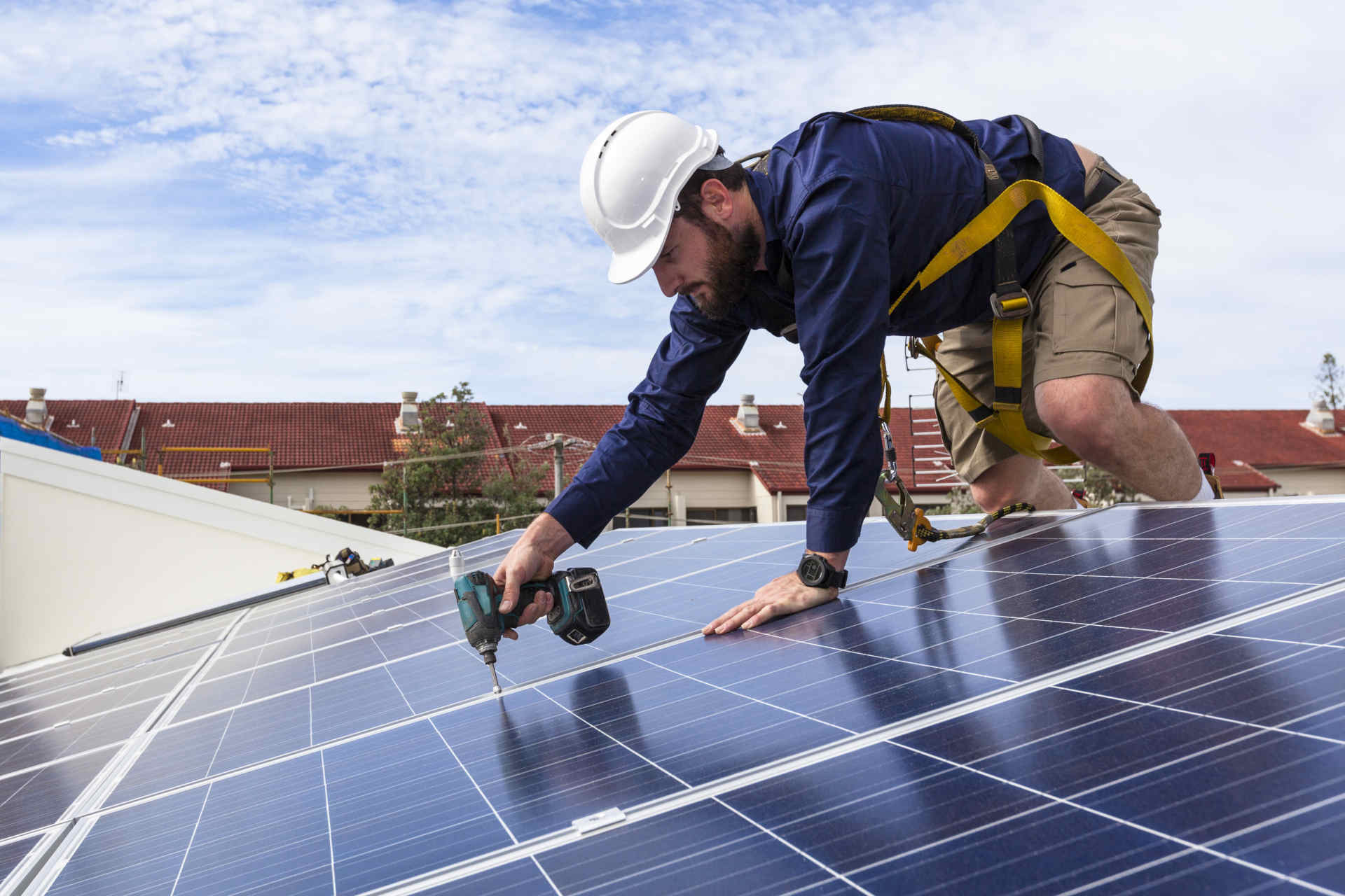 Reduce Your Carbon Footprint with Spectrum’s Commercial Solar Nottingham Expertise